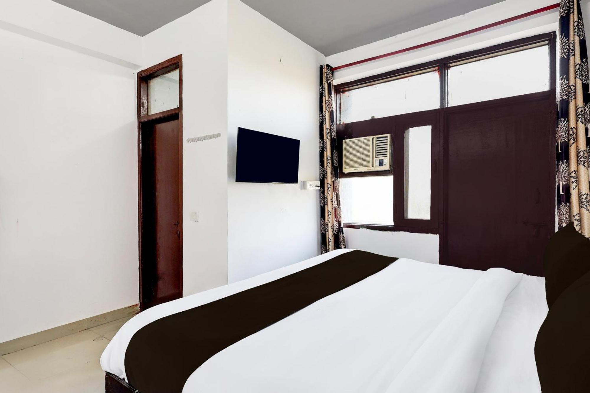The Prime Palace 3* New Delhi